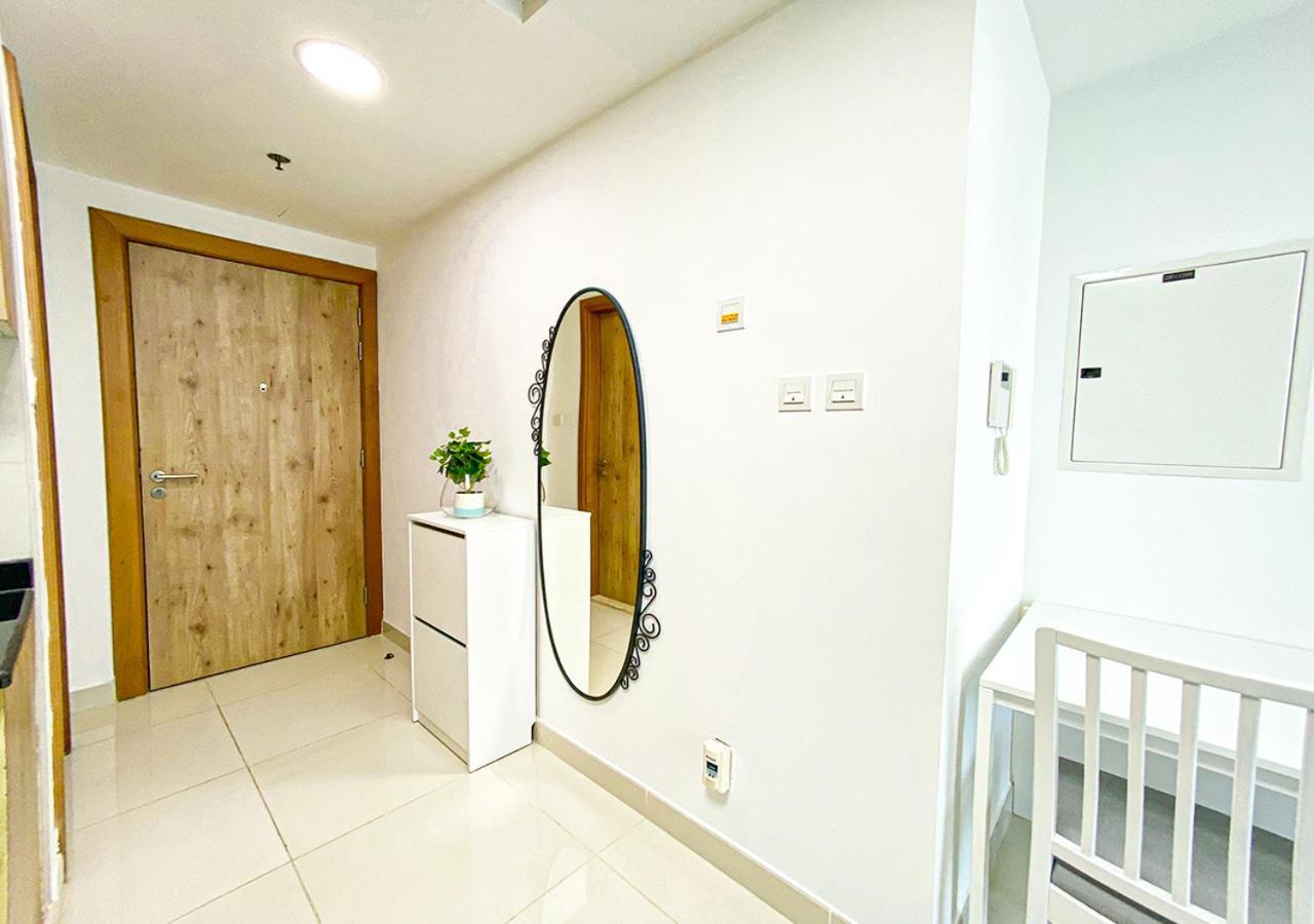 Apartament Walk To The Beach Or Enjoy The Amazing View From The Balcony Dubaj Zewnętrze zdjęcie