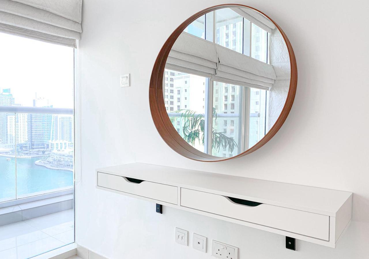 Apartament Walk To The Beach Or Enjoy The Amazing View From The Balcony Dubaj Zewnętrze zdjęcie