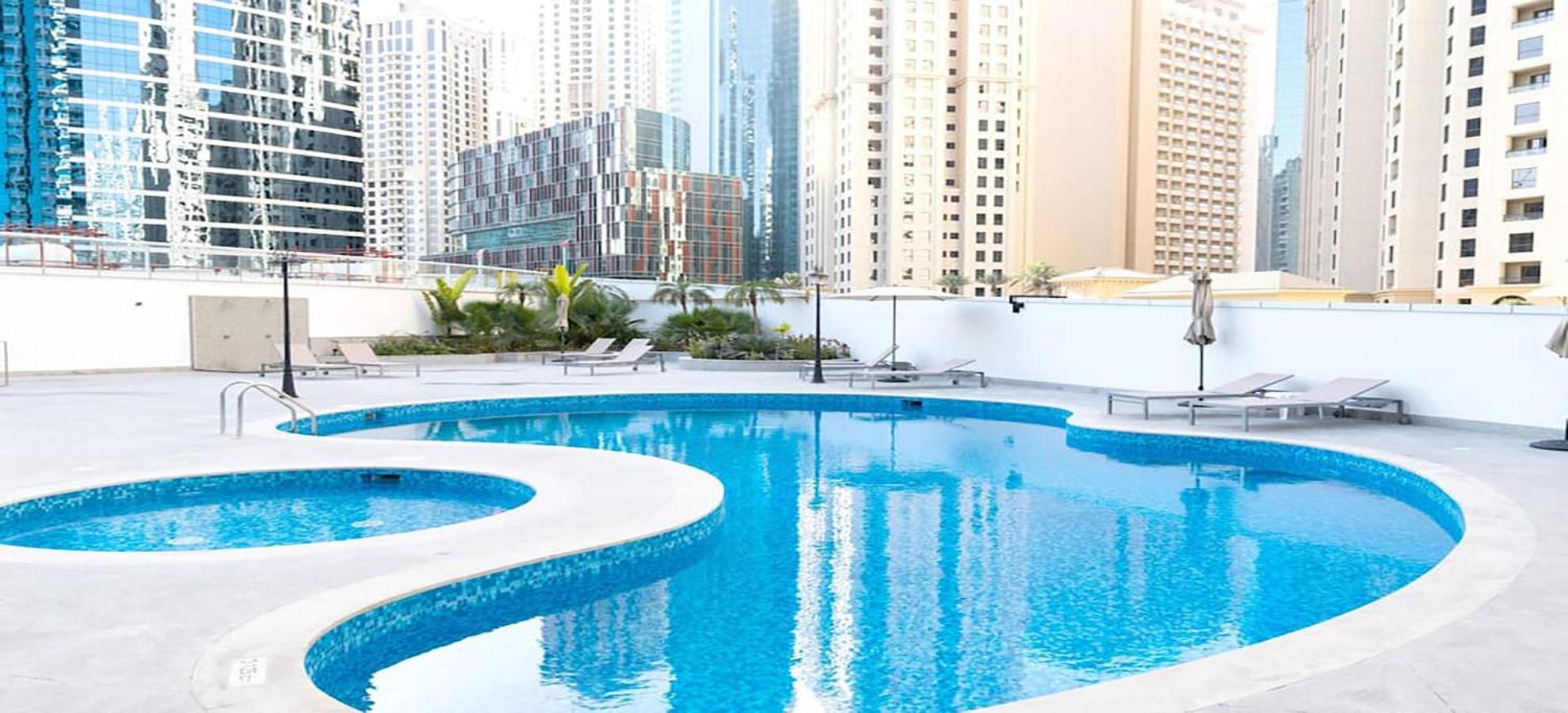 Apartament Walk To The Beach Or Enjoy The Amazing View From The Balcony Dubaj Zewnętrze zdjęcie